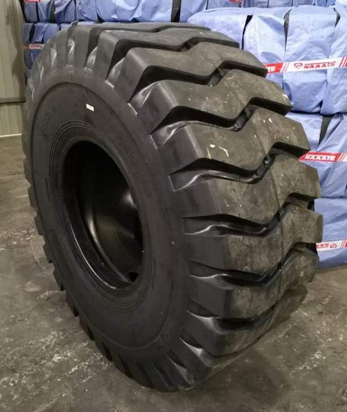 Шинокомплект 20.5-25 28PR Naaats Е3/L3